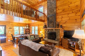 TV connectée, cheminée