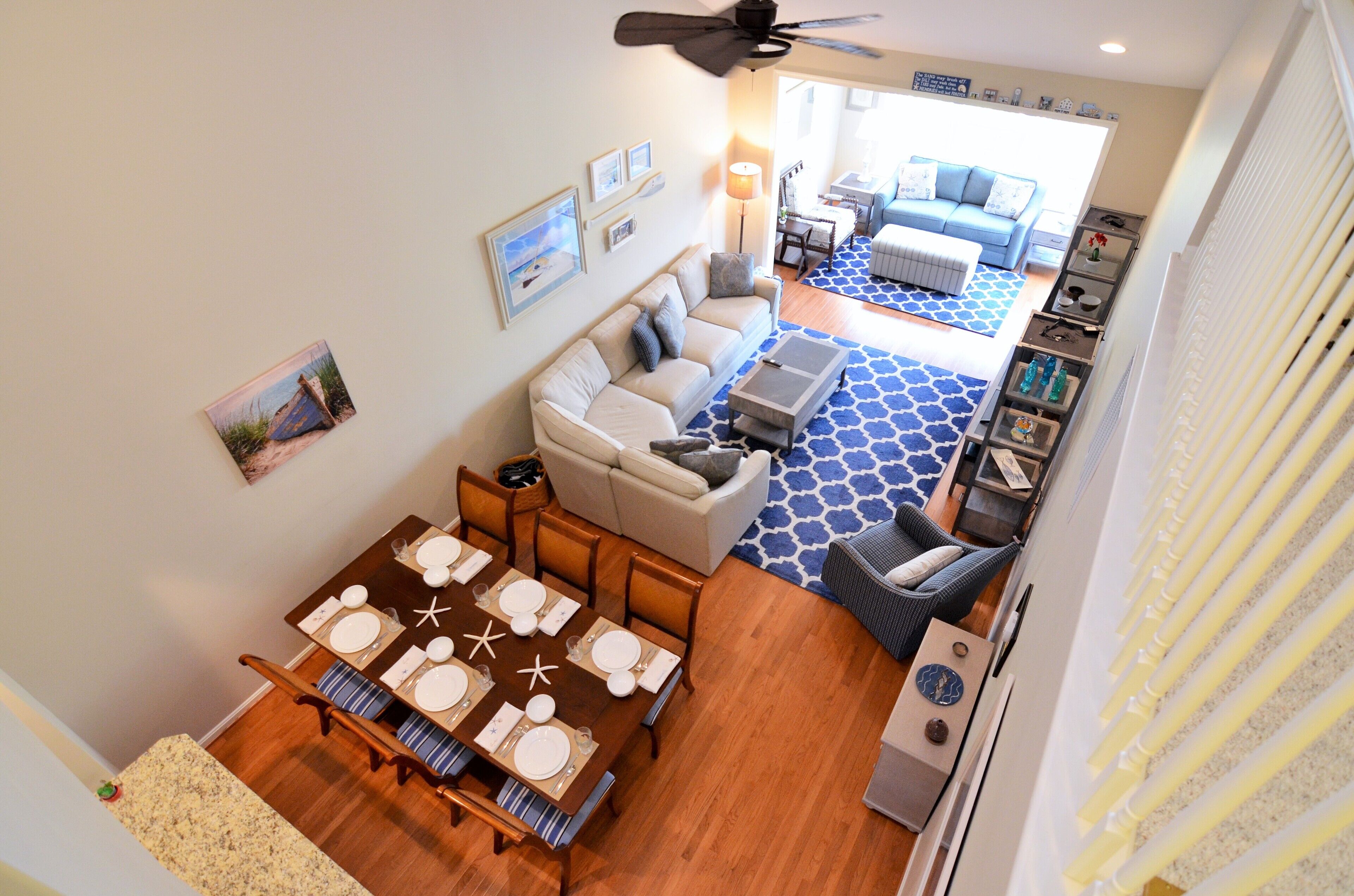 Smart TV, DVD player, books