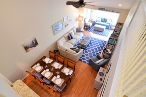 Smart-TV, DVD-Player, Bücher