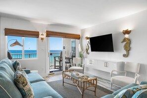 Taulutelevisio, DVD-soitin, videokirjasto