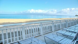 Property grounds - Top Floor Studio Ocean View, Golf Cart, Beach Cabana, Jacuzzi, Pool (Kaanapali)