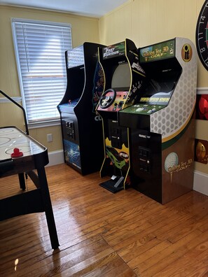 Spielezimmer