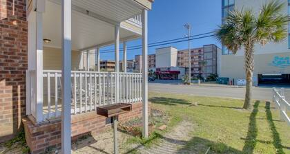 Newly Refurbished - Beach House with pool & hot tub +Free Attraction Tickets!