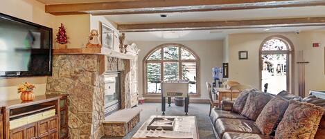 Eldstad och dvd-spelare