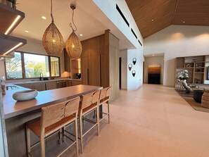 Fridge, microwave, dishwasher, coffee/tea maker