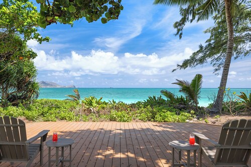 Center of Kailua Bay! Licensed Beach Front Rental #1990/NUC-1774,1775