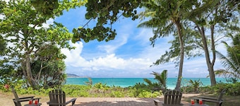 Center of Kailua Bay! Licensed Beach Front Rental #1990/NUC-1774,1775