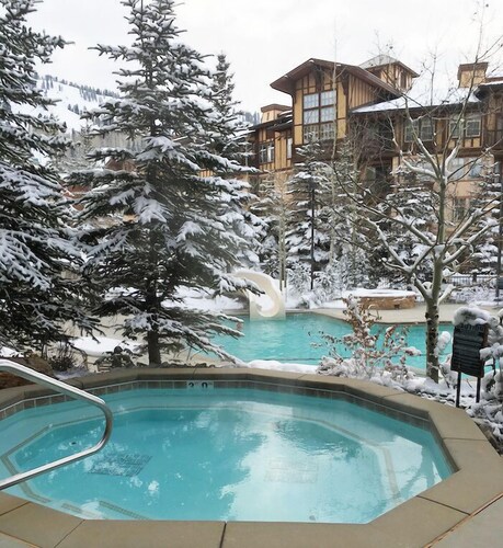 Alpine Creek #3 by Cottonwood Lodging