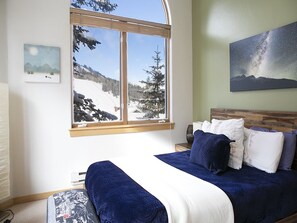 2 chambres, accès au Wi-Fi (inclus), literie fournie