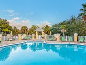 Piscine couverte, piscine chauffée
