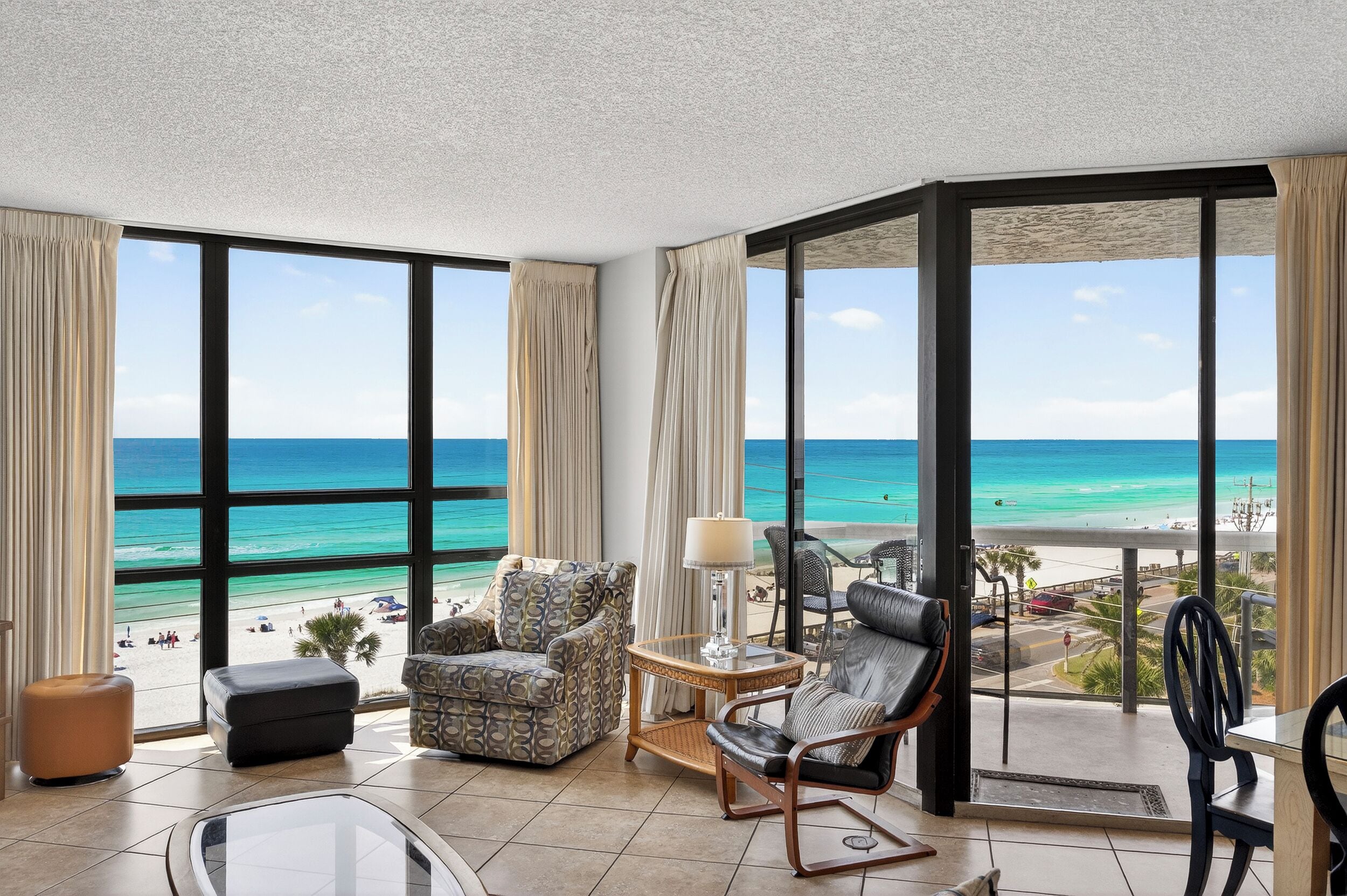 Smart TV, DVD player, books