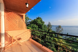 Water view - Hakuna Matata Lodge (Gisenyi)