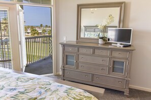 3 bedrooms, iron/ironing board, WiFi, bed sheets - Updated Penthouse ~ Great Ocean Views ~ Walk to Pier Park! (Saint Augustine)