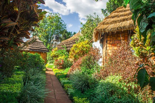 New Court View Hotel