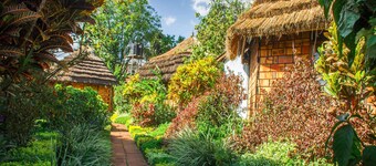 New Court View Hotel