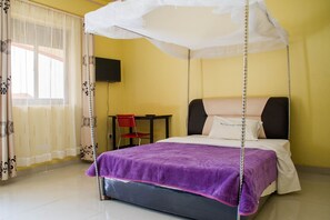 Quarto família | Escrivaninha