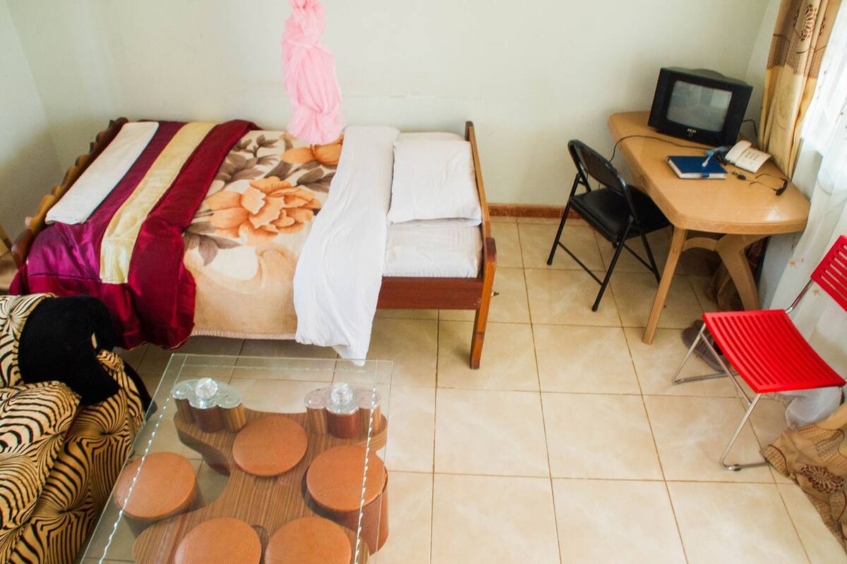 Quarto casal luxo | Escrivaninha