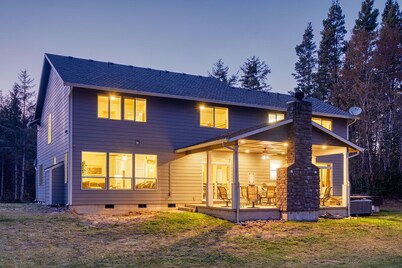 Amazing Lake View, Dogs Ok, UNIVERSAL EV CHARGER, Hot Tub, Kayaks (Lake)