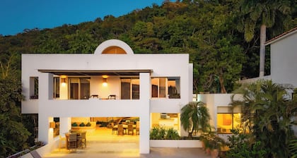 Private Beachfront Villa + Pool