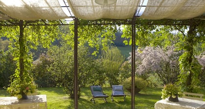 Uima-allas huvila yksityisen kokin pyynnöstä