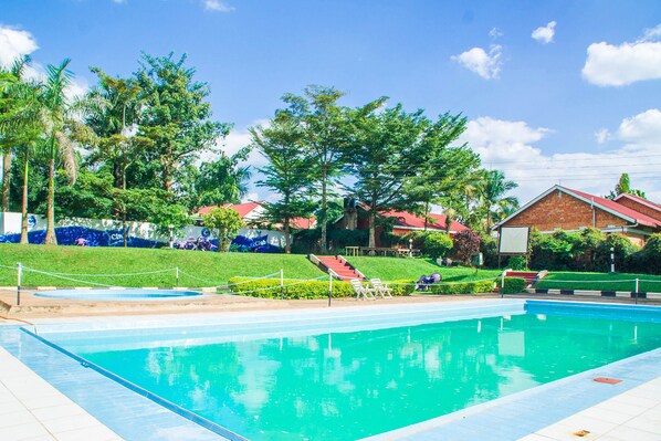 Alberca al aire libre