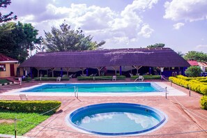 Alberca al aire libre