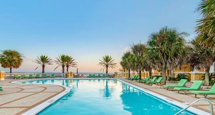 Sans Souci~ Inviting 2BR/2BA beach home!