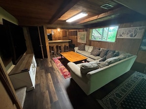 TV connectée, cheminée