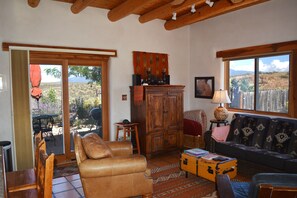 TV, fireplace, DVD player