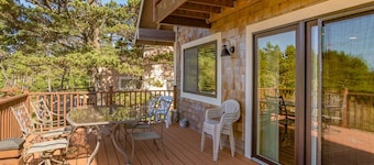Pets OK, OCEAN VIEW, Beach Path, HOT TUB, Large Yard (FirstM)
