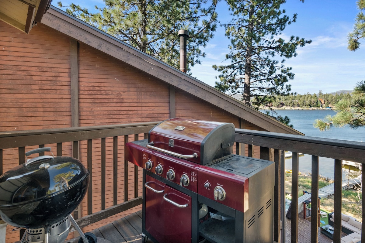 Photo 35 of LAKEFRONT - Boat Dock! Close to Slopes, HOT TUB! Game room!