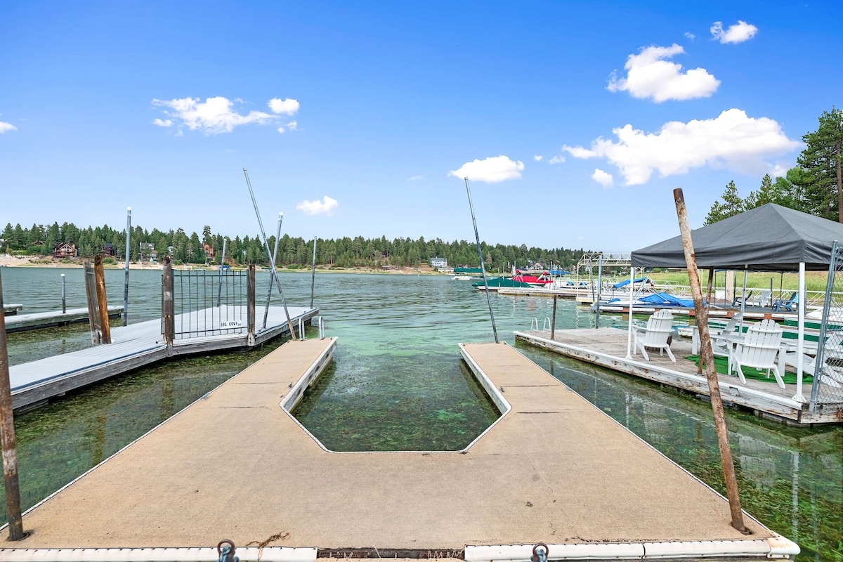 Photo 31 of LAKEFRONT - Boat Dock! Close to Slopes, HOT TUB! Game room!