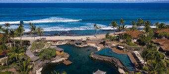 Hualalai Golf Villa 4202 - Oceanfront + Prime Location + Room Service