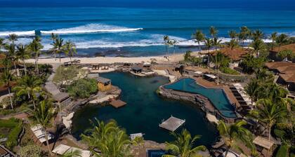 Hualalai Golf Villa 4202 - Oceanfront + Prime Location + Room Service