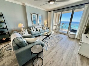 Smart TV, DVD player