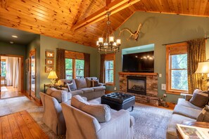 TV, fireplace, DVD player