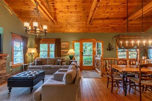 TV, fireplace, DVD player