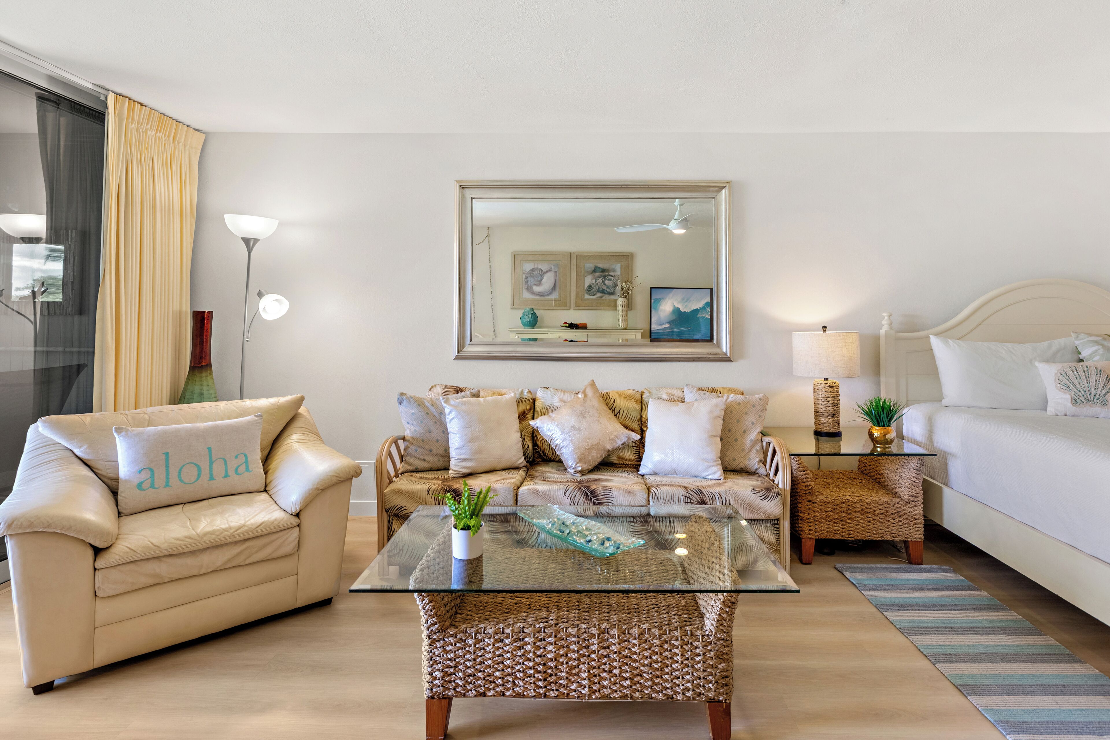 Smart TV, DVD player, books, stereo