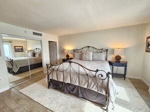 2 habitaciones, tabla de planchar con plancha y wifi gratis 
