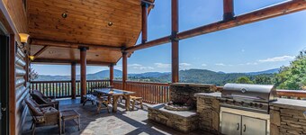 The Lodge - Binnenzwembad, open haard, theaterzaal, bubbelbad. MOOI UITZICHT!