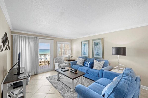 Televisio, DVD-soitin, videokirjasto