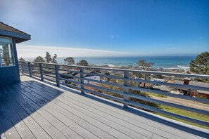Property grounds - Heavenly Ocean View - #LH37: 2  BR, 2  BA House in Cambria, Sleeps 4 (Cambria)