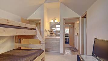 3 habitaciones, tabla de planchar con plancha y wifi gratis