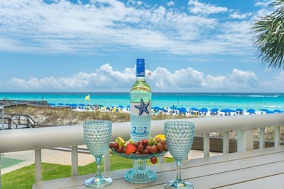 202- Newly renovated upscale Gulf Front Condo, Includes FREE Beach Service