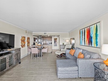 HSRC 120 Living Area