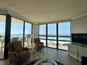 Smart TV, DVD player, books