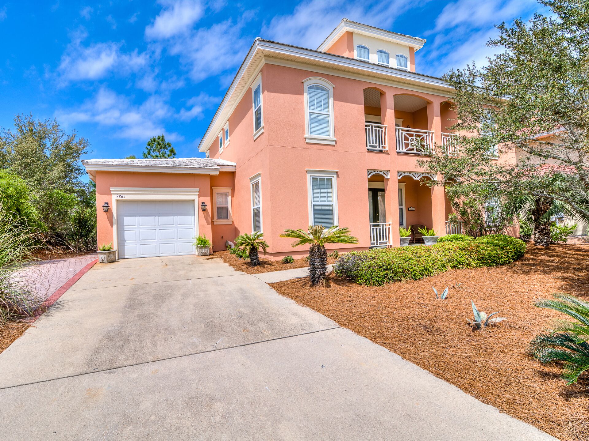 Coconut Cabaret~ Beautiful 5BR/4BA beach home!