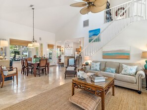 Flatskjerm-TV, DVD-spiller, bøker og stereoanlegg