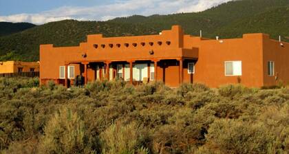 Heathers Hacienda 3 360 Views Hot Tub AC