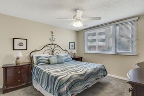 2 室のベッドルーム、アイロン / アイロン台、WiFi (無料)、ベッドシーツ